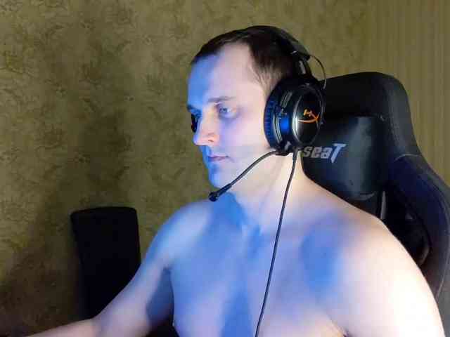 iMadeon Sex Cam Show