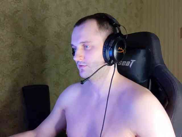 iMadeon Sex Cam Show