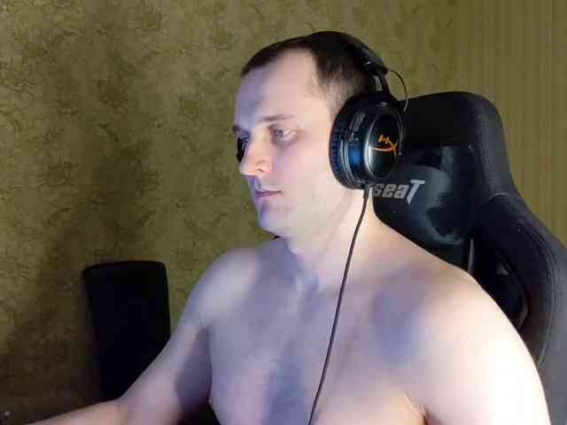 iMadeon Live Webcam on BongaCams