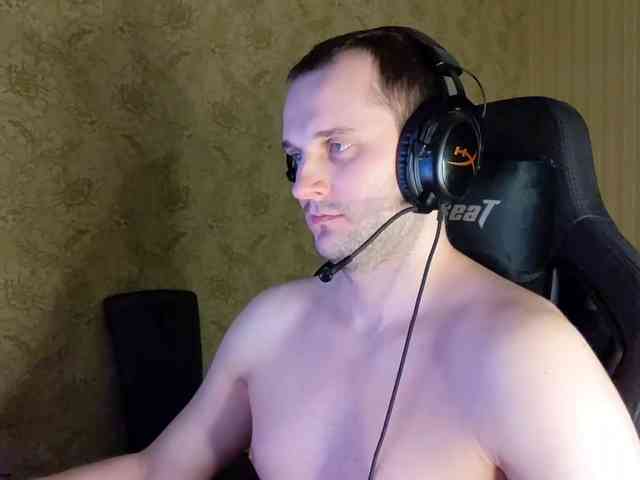 iMadeon Sex Cam Show