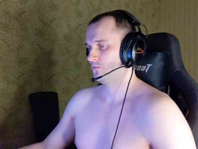 iMadeon Sex Cam Show