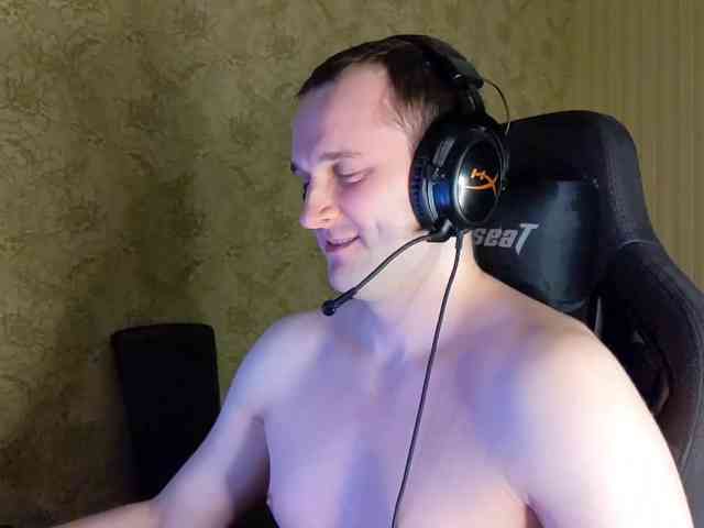 iMadeon Sex Cam Show