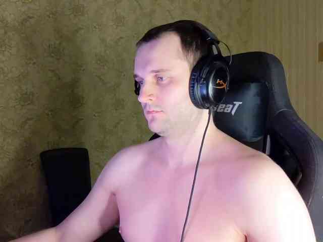 iMadeon Sex Cam Show