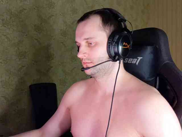 iMadeon Sex Cam Show
