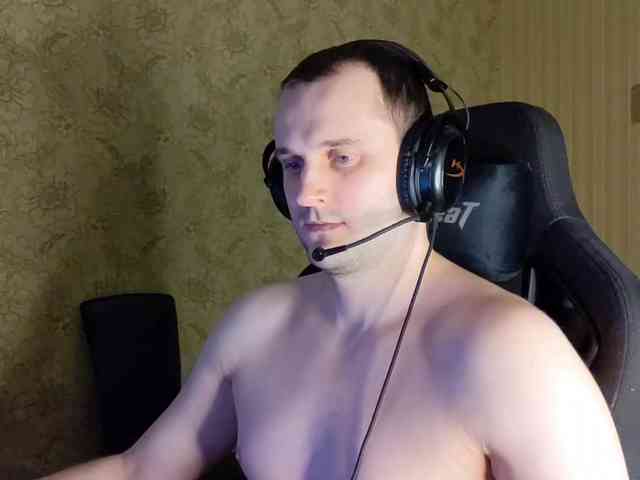 iMadeon Sex Cam Show