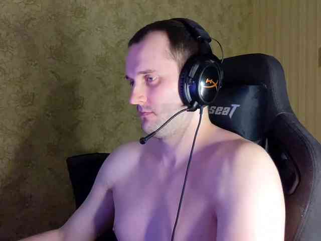 iMadeon Sex Cam Show