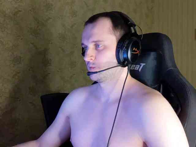 iMadeon Sex Cam Show