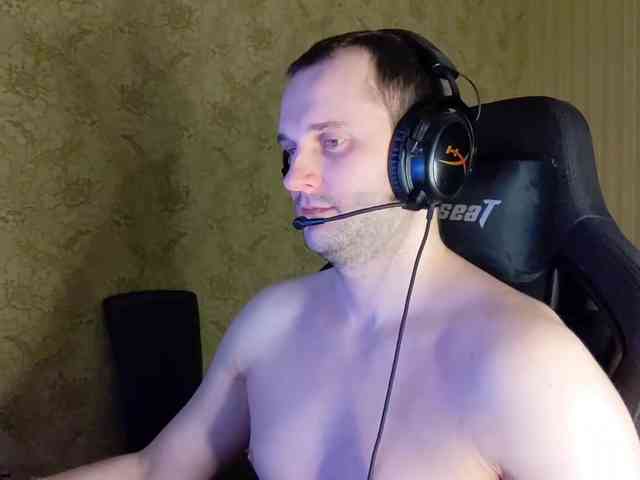 iMadeon Sex Cam Show
