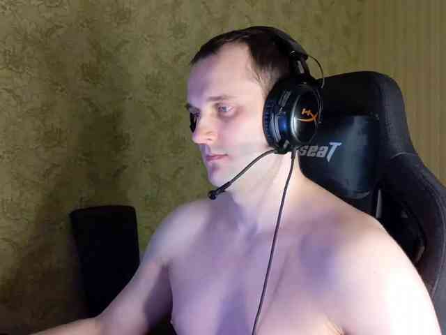 iMadeon Sex Cam Show
