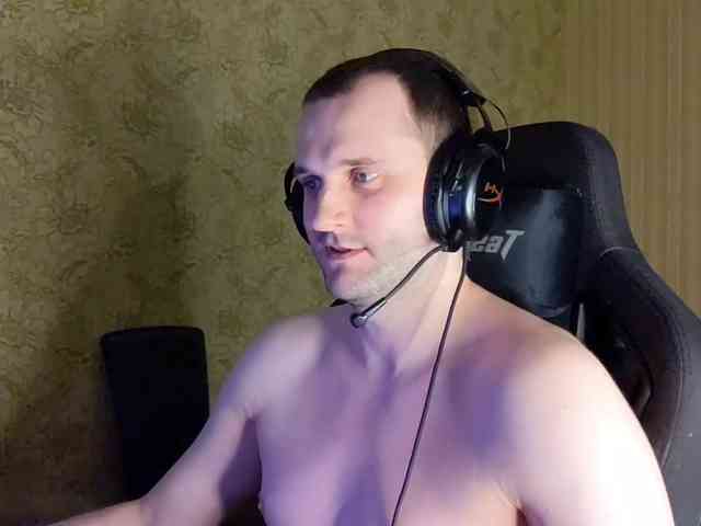 iMadeon Sex Cam Show