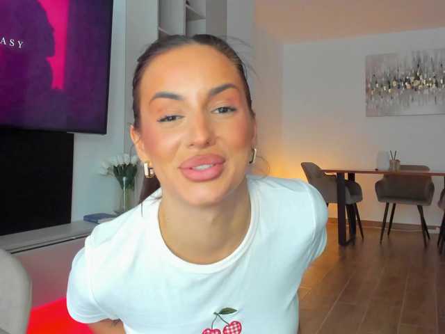 allisonally live cam on BongaCams