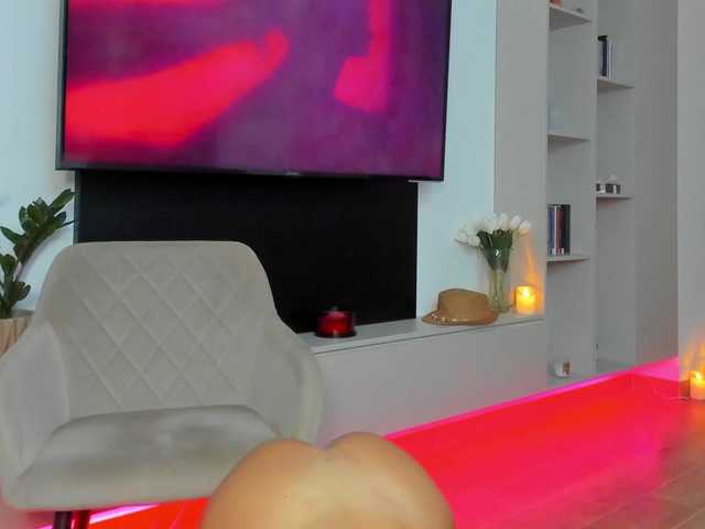 allisonally live cam on BongaCams