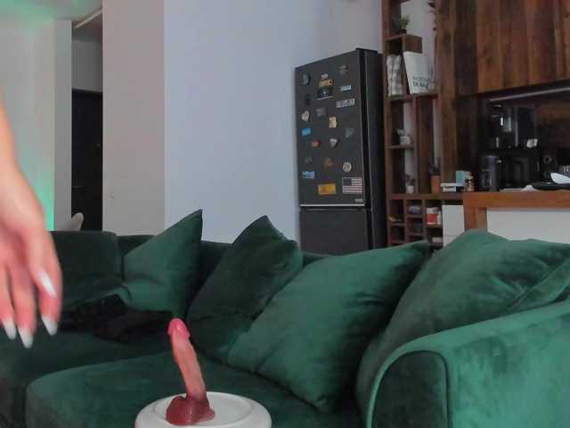 allisonally live cam on BongaCams
