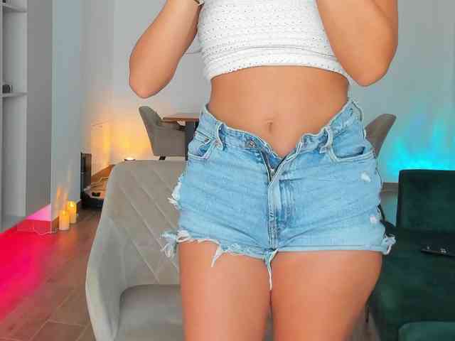 Modella: AllisonAlly