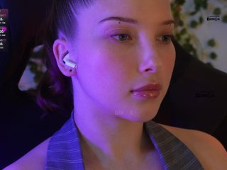 _Q_ Porn Show