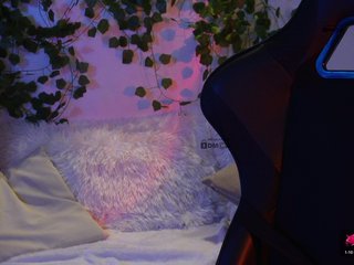 _Q_ Porn Show