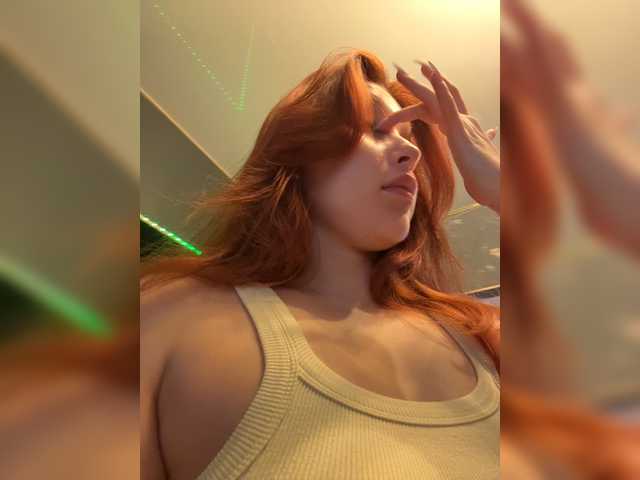 mispopi live cam on BongaCams