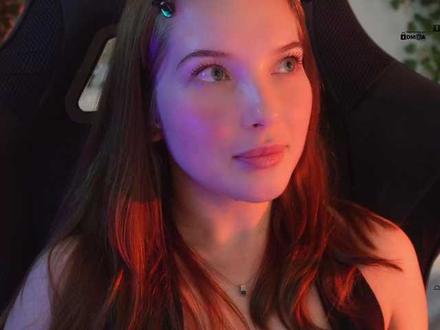 mispopi's BongaCams show and profile