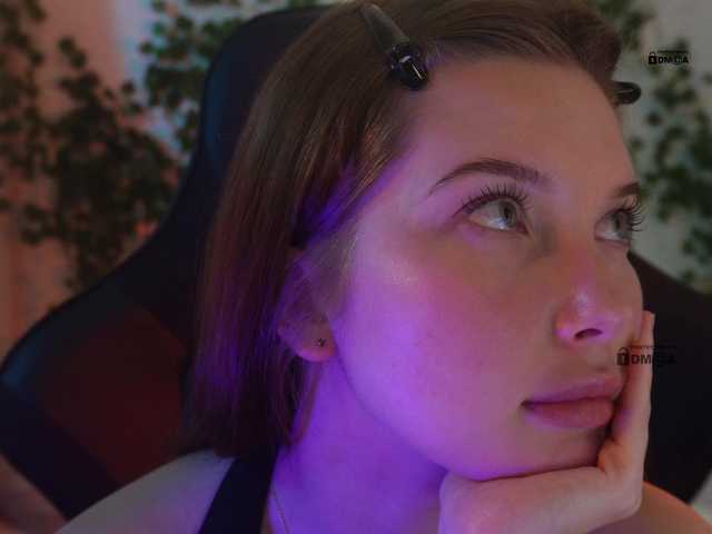 mispopi's BongaCams show and profile