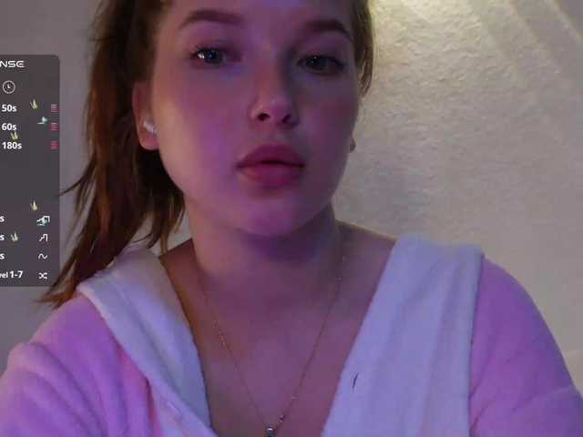 _Q_ live webcam show
