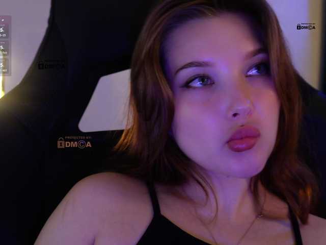 mispopi live cam on BongaCams