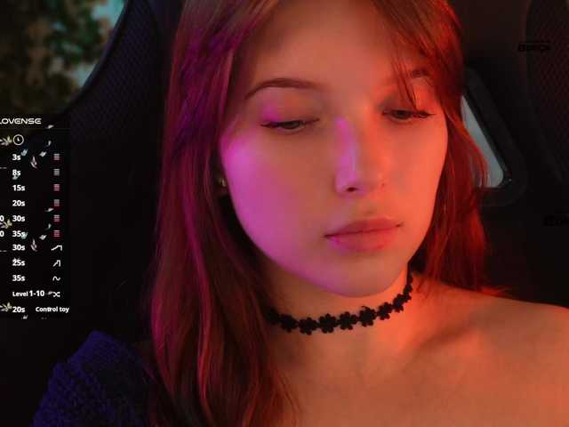 mispopi's BongaCams show and profile