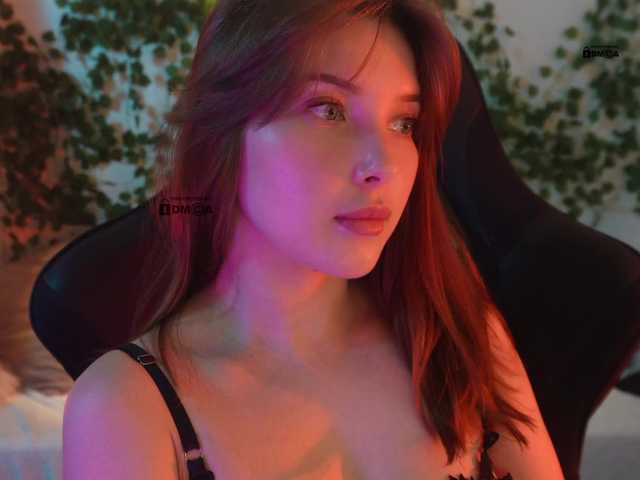 mispopi's BongaCams show and profile