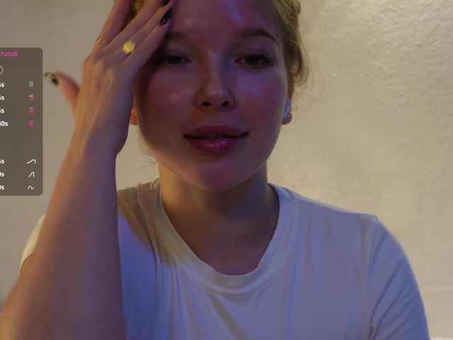 mispopi live cam on BongaCams