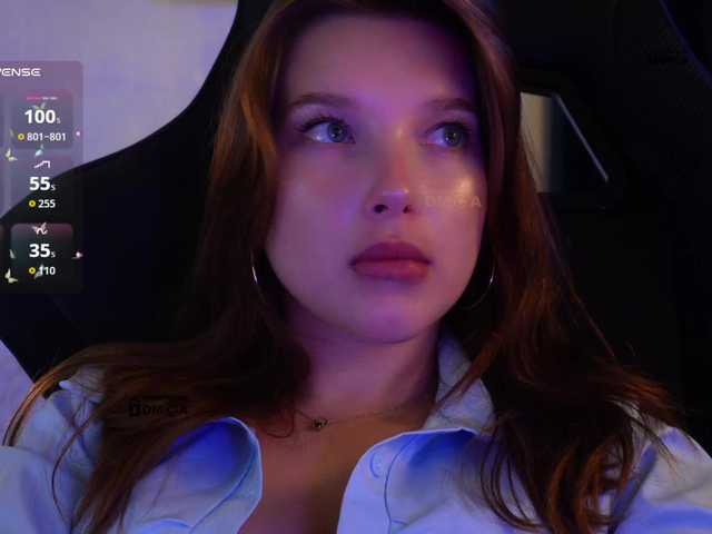 _Q_ live webcam show