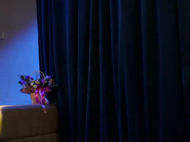 mispopi live cam on BongaCams