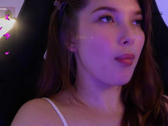 mispopi live cam on BongaCams