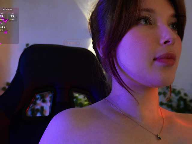 mispopi Nude Live Sex Shows