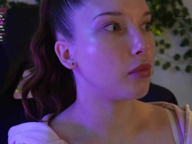 mispopi live cam on BongaCams