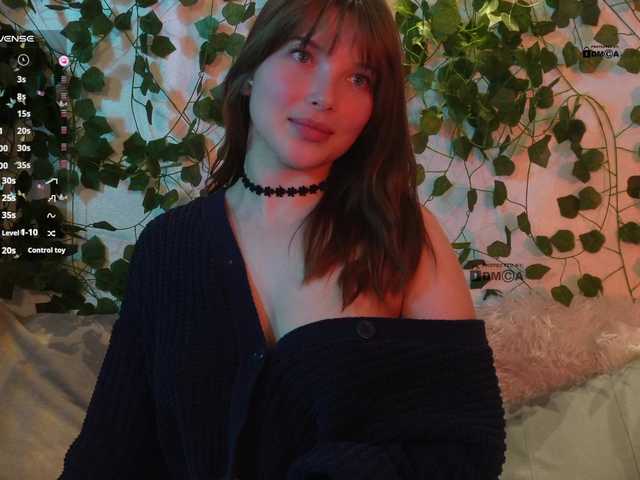 mispopi's BongaCams show and profile