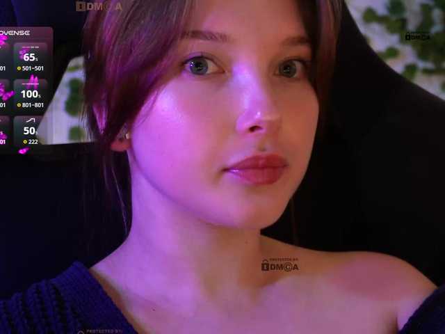 Live трансляция _Q_ - Runet.cam