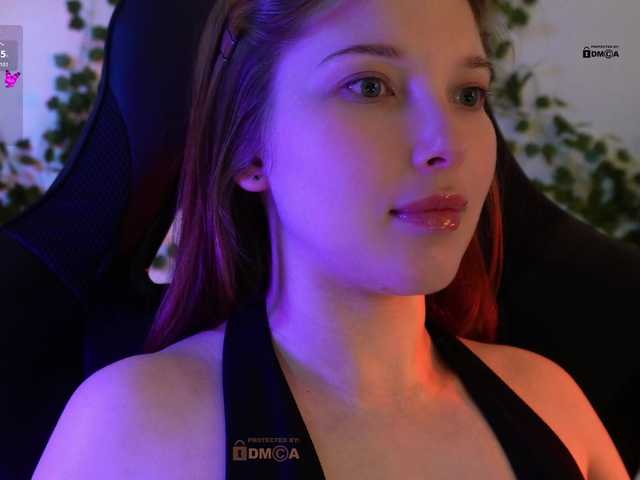 mispopi live cam on BongaCams