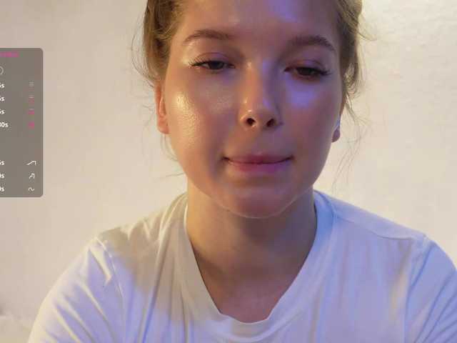 mispopi live cam on BongaCams