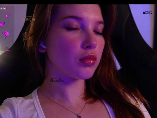 mispopi live cam on BongaCams
