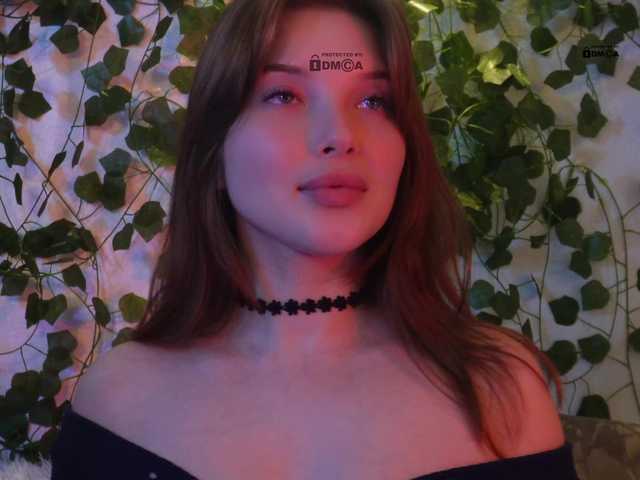 mispopi's BongaCams show and profile