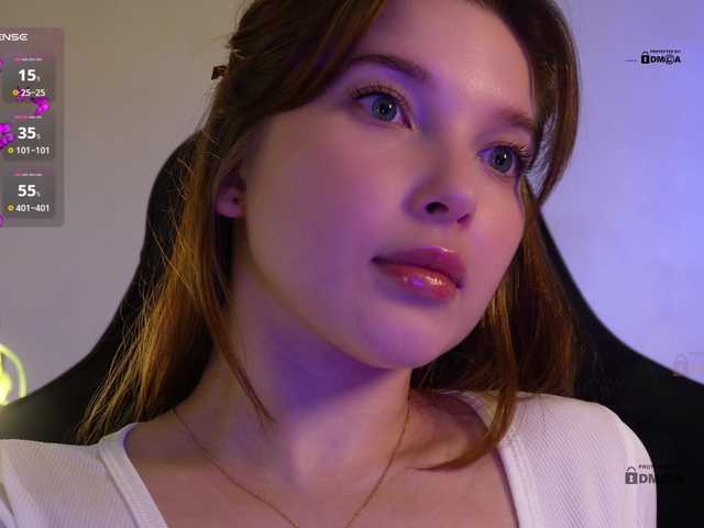 mispopi Live Cam on BongaCams