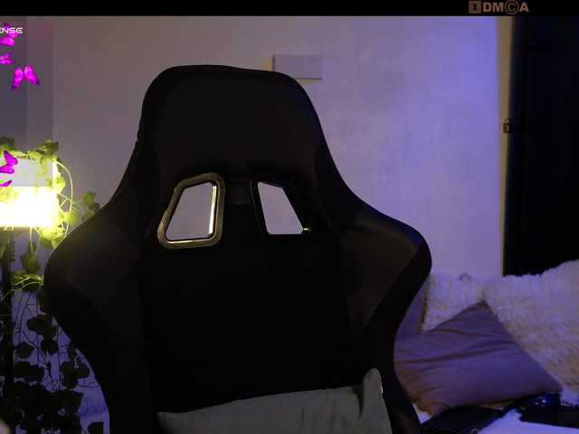 mispopi live cam on BongaCams