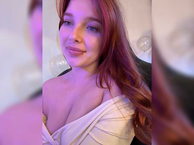 mispopi live cam on BongaCams