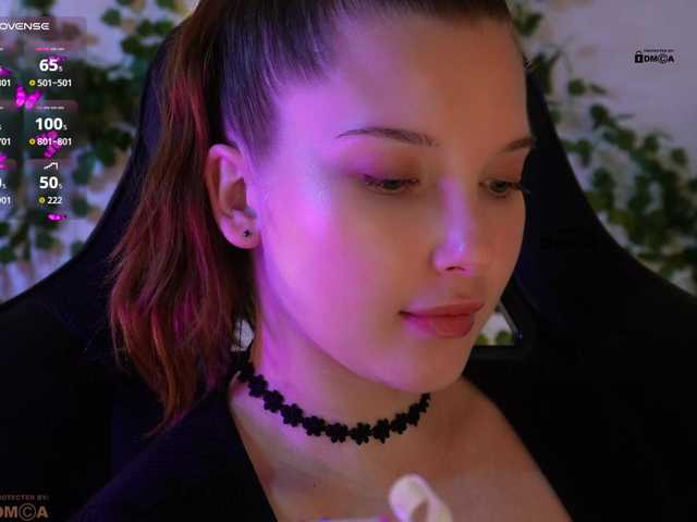 mispopi live sex show