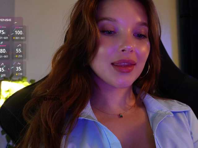_Q_ live webcam show