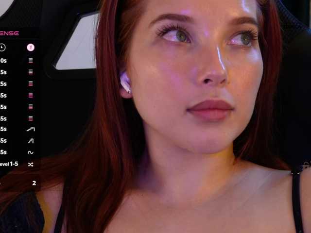 mispopi live cam on BongaCams
