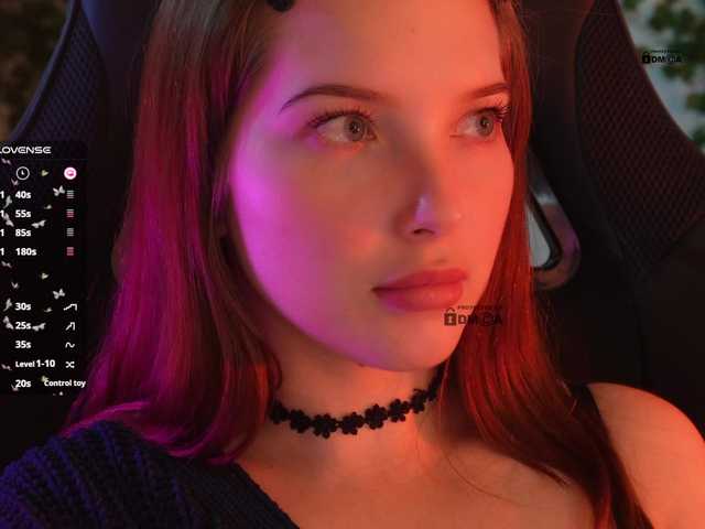 mispopi's BongaCams show and profile