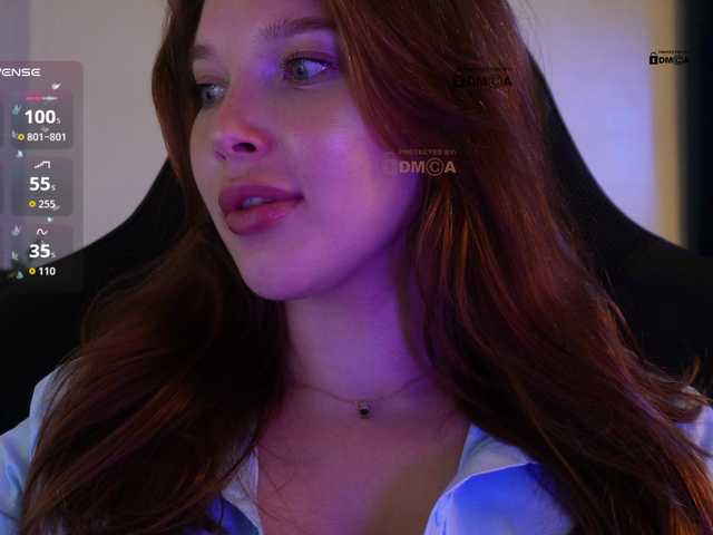 _Q_ live webcam show