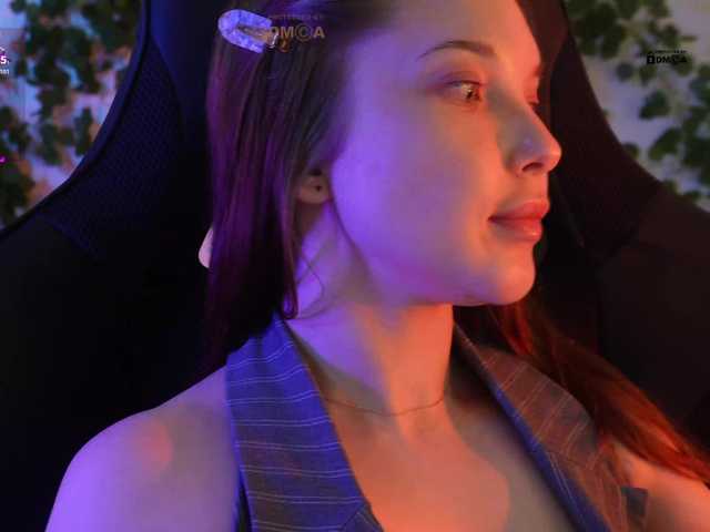 mispopi live sex