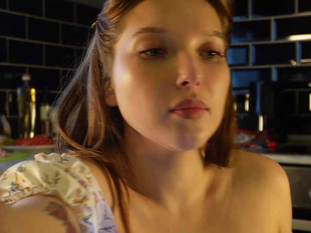mispopi live cam on BongaCams
