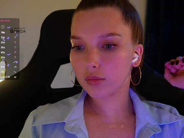 go to chat with _Q_